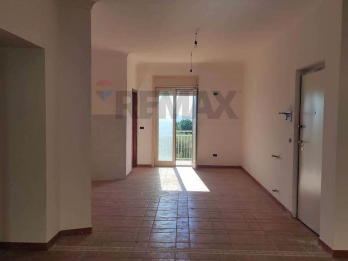 Appartamento con 6 locali in vendita in Favara
