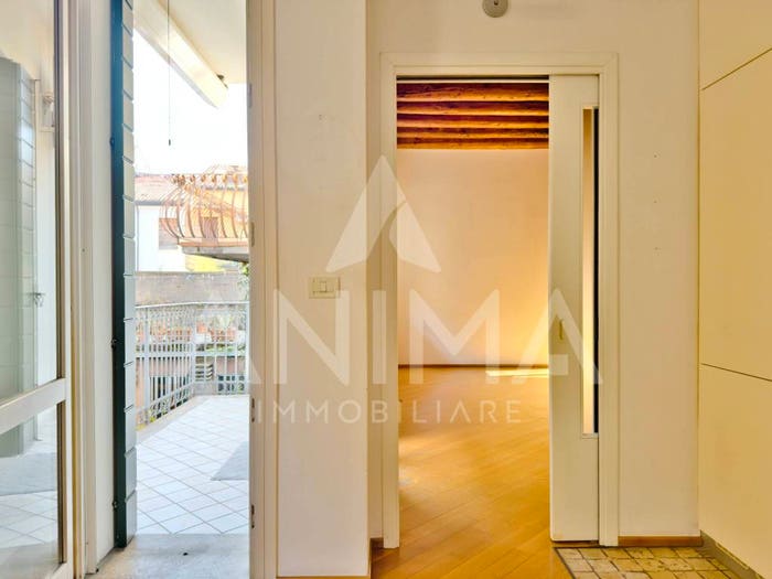 Appartamento quadrilocale in vendita in Via del Santo, Santo, Padova