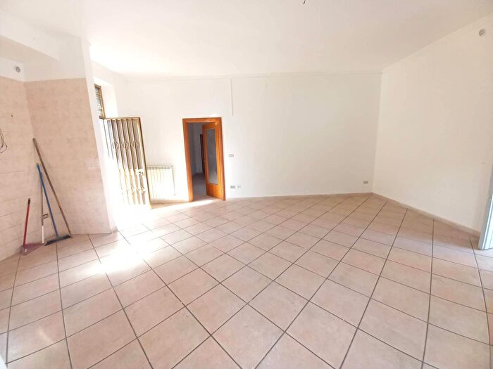 Casa trilocale in vendita in Via Maestra, Marigliano