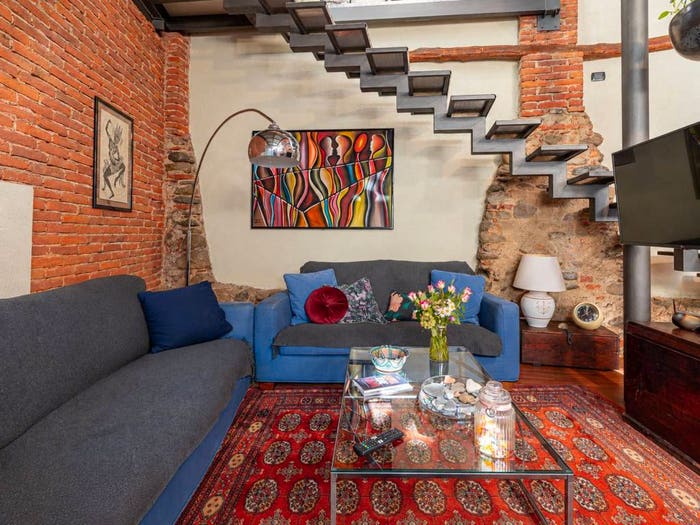 Casa con 6 locali in vendita in Via Torino, Colleretto Giacosa