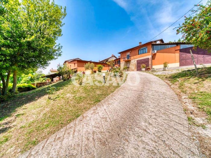 Casa con 6 locali in vendita in Strada Coletto, Moncalvo