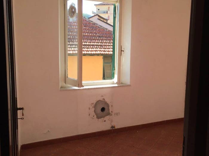 Appartamento bilocale in vendita in Via Primo Cavallieri, Centro, Campomorone