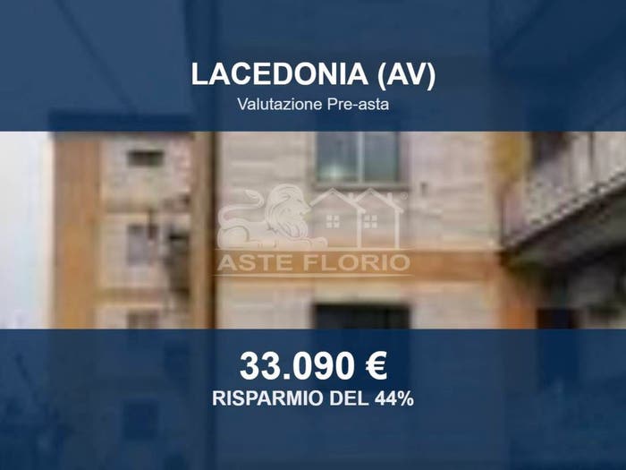 Appartamento trilocale in vendita in Piazza Francesco De Sanctis, Lacedonia