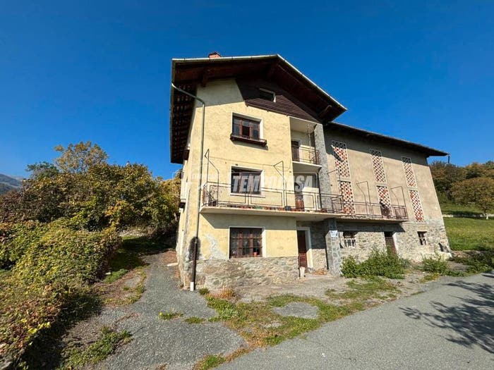 Casa con 6 locali in vendita in Frazione Meylan, Doues