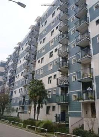 Appartamento quadrilocale in vendita in Via Marzabotto, Corsico
