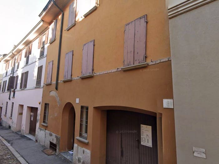 Casa con 6 locali in vendita in Via Pettinari, Centro, Cremona