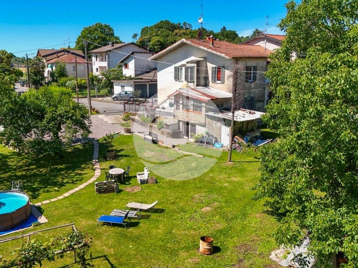Casa quadrilocale in vendita in Via Malpaga, Centro, Valmorea