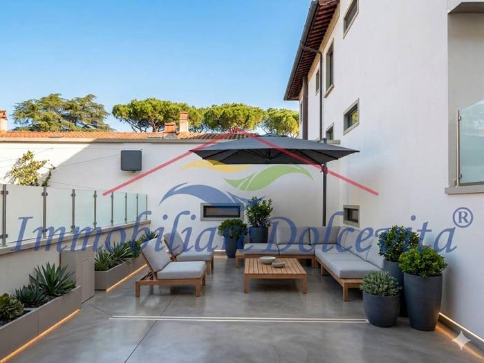 Appartamento con 5 locali in vendita in Via San Gervasio, Campo di Marte, Firenze