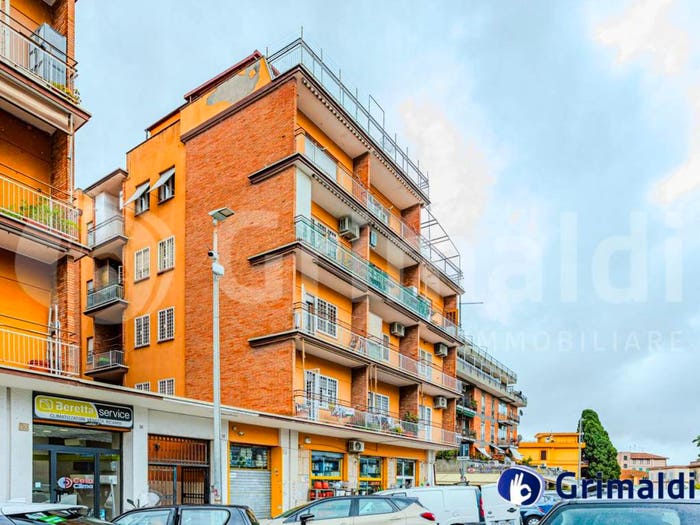 Appartamento bilocale in vendita in Piazza Thourar, Monte Mario Trionfale, Roma