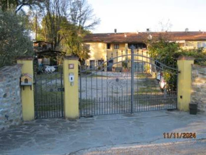 Appartamento quadrilocale in vendita in Via di Gabbiano, Scarperia e San Piero