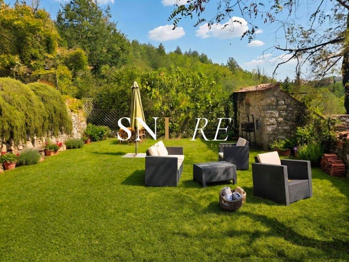 Casa con 6 locali in vendita in Via Roma, Centro, Radda in Chianti