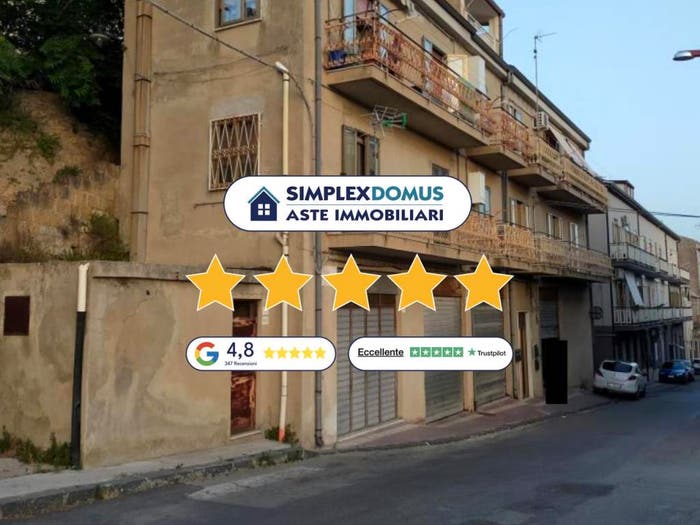Appartamento quadrilocale in vendita in Via Pietro Nenni, Centro, Assoro