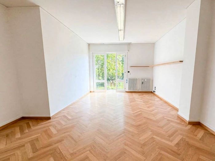 Appartamento con 6 locali in vendita in Via Giuseppe Garibaldi, Centro, Conegliano