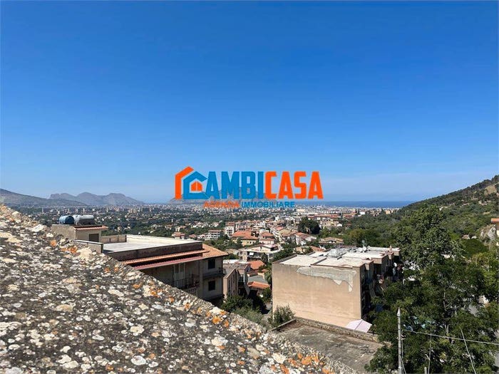 Casa con 5 locali in vendita in Villagrazia, Palermo