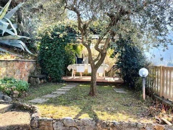 Casa con 6 locali in vendita in Via San Francesco, Miseglia Bedizzano Codena, Carrara