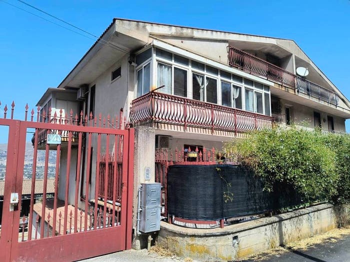 Appartamento quadrilocale in vendita in Via degli Alpini, Piano Maglio Blandino, Altofonte