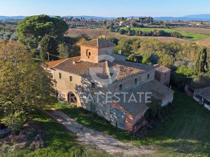 Casa con 6 locali in vendita in SP, Cortona