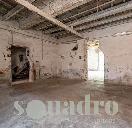 Casa con 5 locali in vendita in Forli'