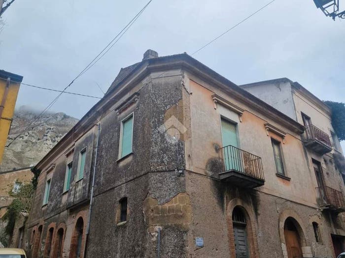 Casa quadrilocale in vendita in Via Lonardi, Bonea
