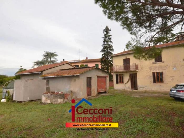 Casa con 6 locali in vendita in Via Provinciale Cerretese, Cerreto Guidi