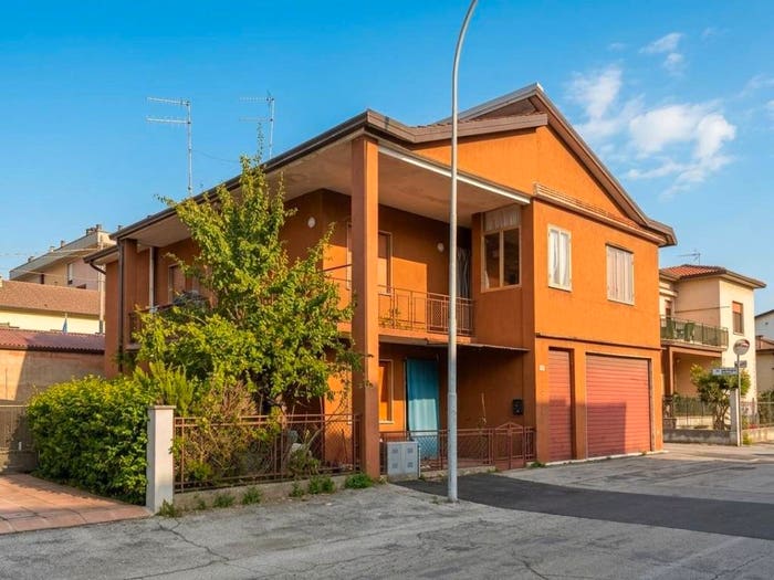 Casa con 6 locali in vendita in Via Luigi Galvani, Montecchio Maggiore Alte Ceccato, Montecchio Maggiore