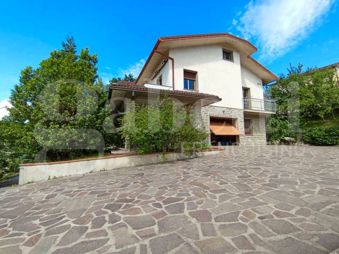 Casa con 6 locali in vendita in Prati, Castel di Casio