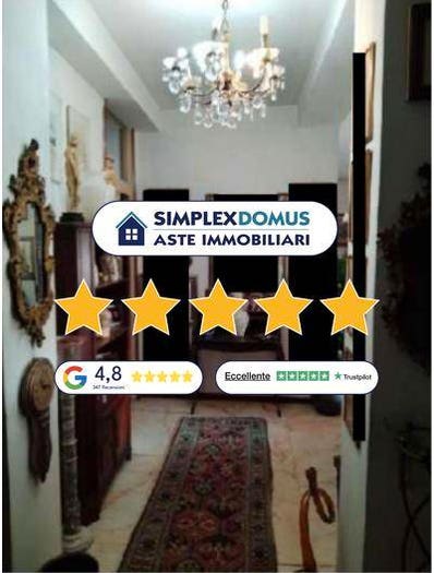 Appartamento con 6 locali in vendita in Via Scipione Ronchetti, Centro, Gallarate