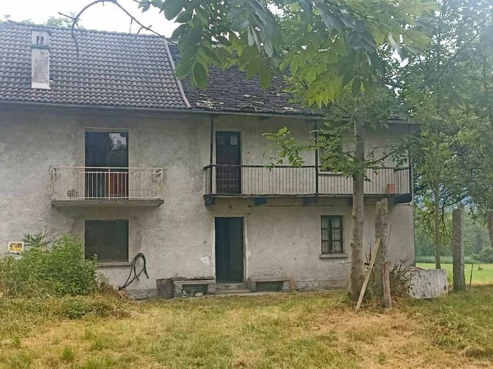 Casa trilocale in vendita in Frazione Braccio Dentro, Crodo
