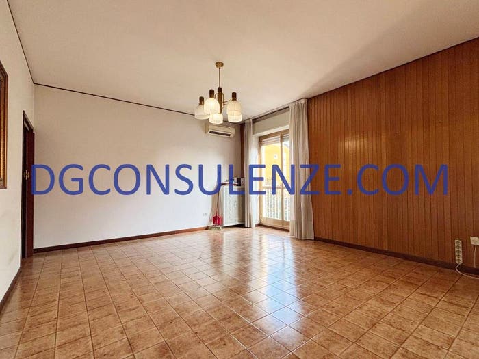 Appartamento quadrilocale in vendita in Viale Corsica, Argonne Corsica, Milano