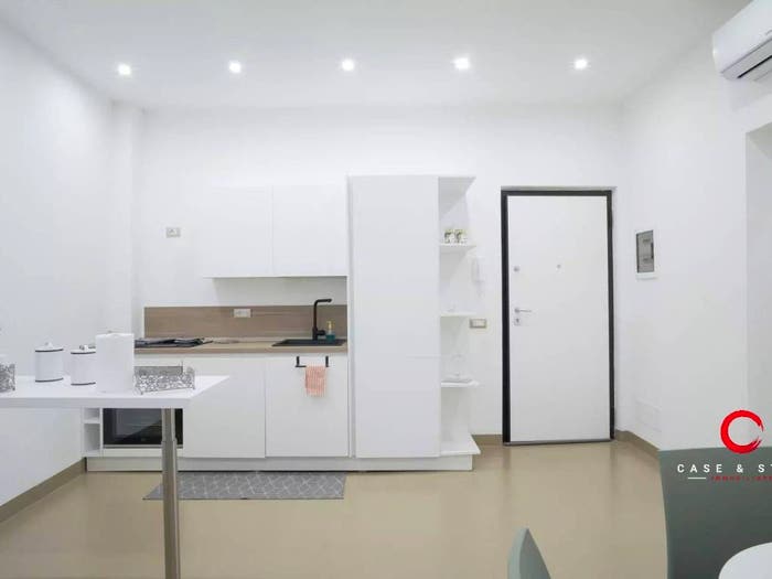Appartamento trilocale in vendita in Via Pier delle Vigne, Borgo Vecchio, Palermo
