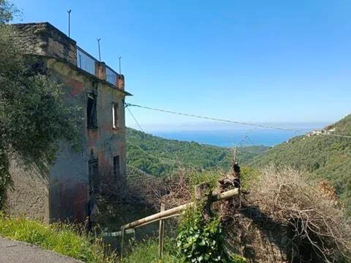 Casa con 6 locali in vendita in Via Dino Berisso, Centro, Cogorno