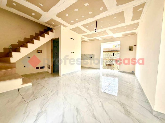 Appartamento trilocale in vendita in Via Soriano, Centro, Acerra