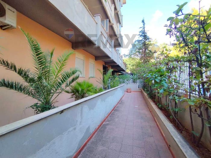 Appartamento trilocale in vendita in Via Cardinale Mariano Rampolla, Acquasanta, Palermo