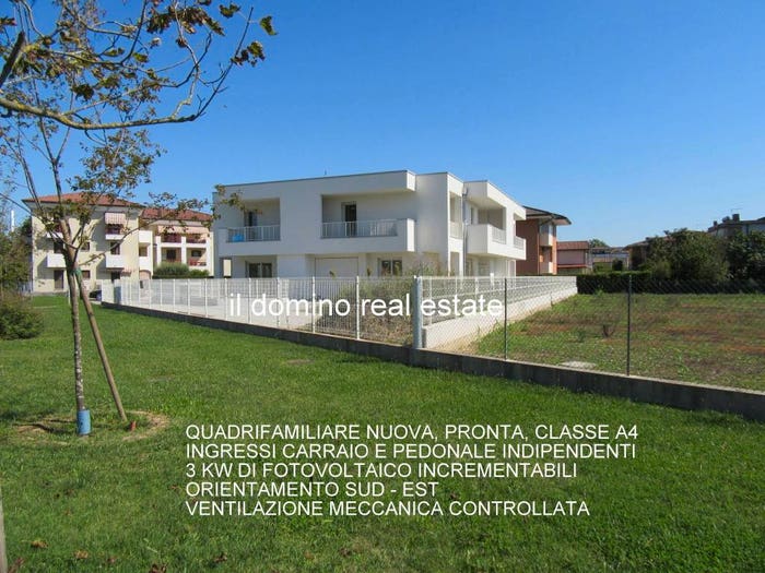 Casa con 5 locali in vendita in Via Gaetano Donizetti, Centro, Abano Terme