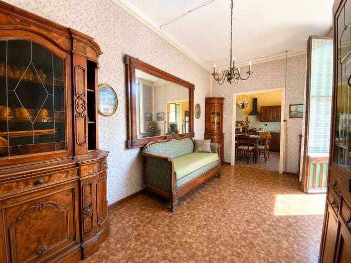Casa con 5 locali in vendita in Corso Langhe, Corso Langhe Moretta Corso Cortemilia, Alba