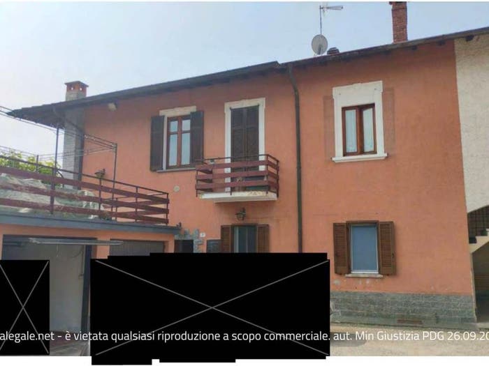 Casa monolocale in vendita in Vicolo Castello, Cocquio, CocquioTrevisago