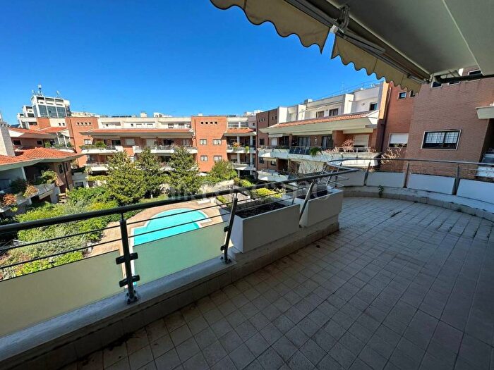 Casa trilocale in vendita in Via Giacomo Brogi, Rinnovamento, Roma