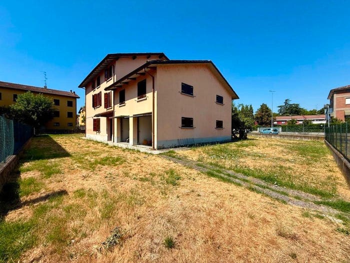 Casa con 6 locali in vendita in Rivalta San Rigo, Reggio Emilia