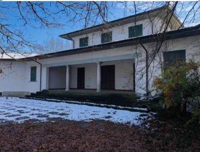 Casa con 6 locali in vendita in Localita' Rivalta Via Enrico Millo Snc, Pretta, Gazzola