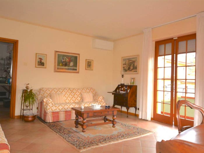 Casa con 6 locali in vendita in Via Don Giovanni Minzoni, Massarosa Paese, Massarosa