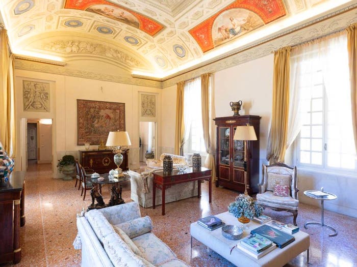 Appartamento con 6 locali in vendita in Strada Luigi Carlo Farini, Centro Storico, Parma