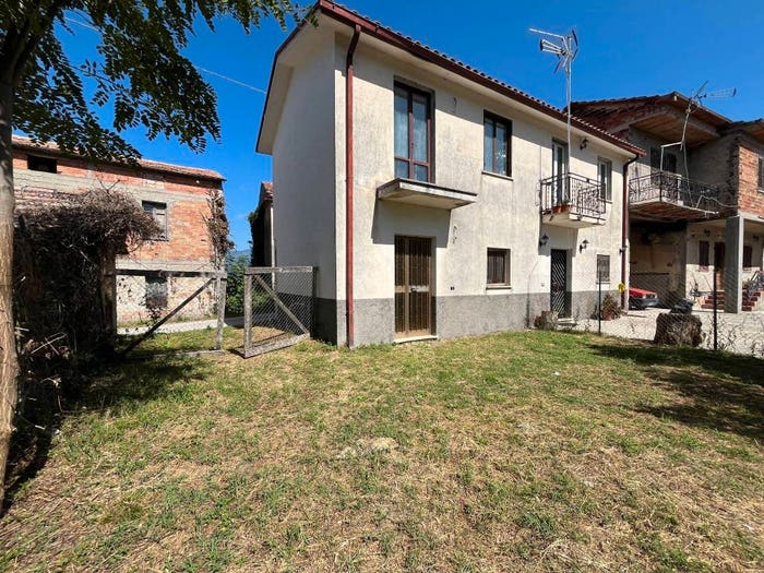Appartamento bilocale in vendita in Via Ponte Capone, Atina