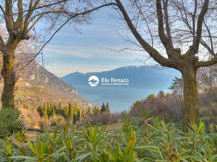 Casa trilocale in vendita in Via Valvestino, Gargnano