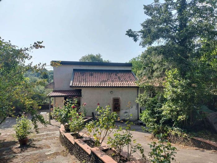 Casa trilocale in vendita in via Alfredo Mazzei, Nicolosi