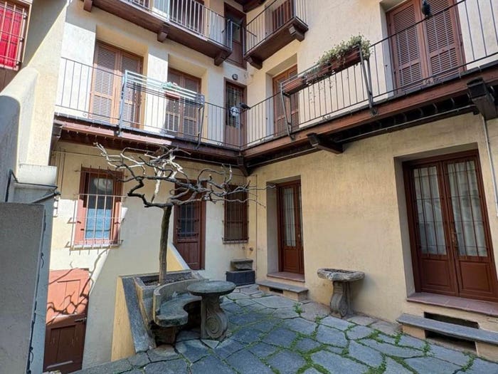 Appartamento con 5 locali in vendita in Via delle Alpi, Centro, Giaveno