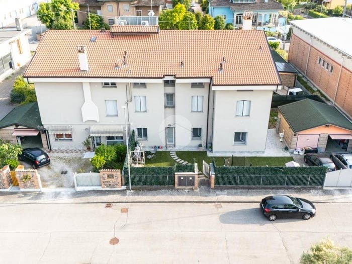 Appartamento quadrilocale in vendita in Via A De Gasperi, Cappelletta, Borgo Virgilio