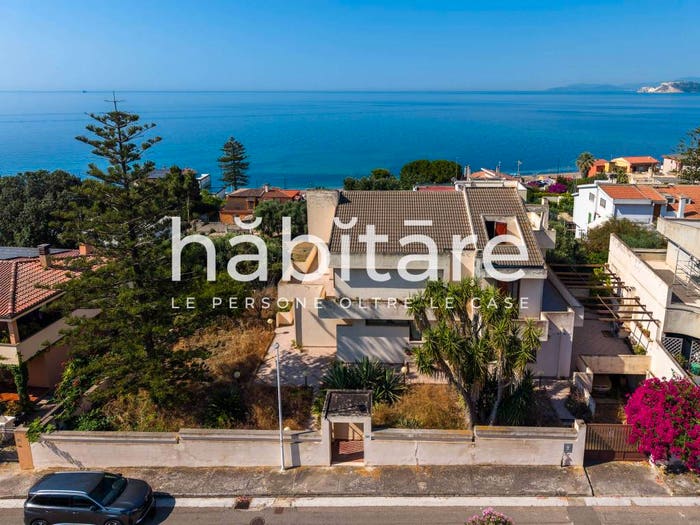 Casa con 6 locali in vendita in Via Gemellae, Margine Rosso Sant'Anastasia, Quartu Sant'Elena