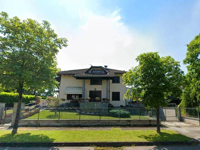 Casa con 6 locali in vendita in Via Caduti di Nassiriya, Novi Ligure