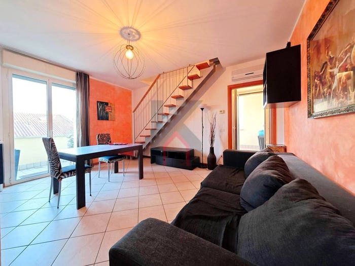 Appartamento trilocale in vendita in Via Tavolicci, Cava, Forlì