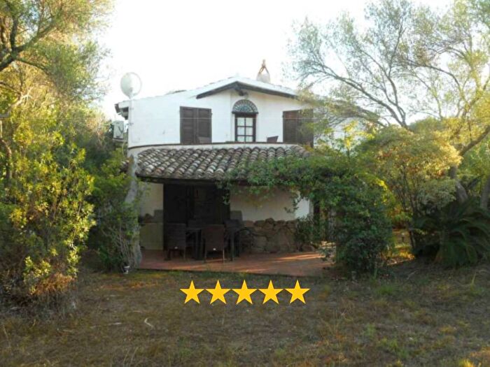 Appartamento con 6 locali in vendita in Loc Cugnana, Rudalza, Olbia